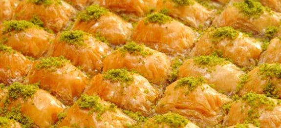 Baklava mit Filo Teig und Honignüssen Rezept