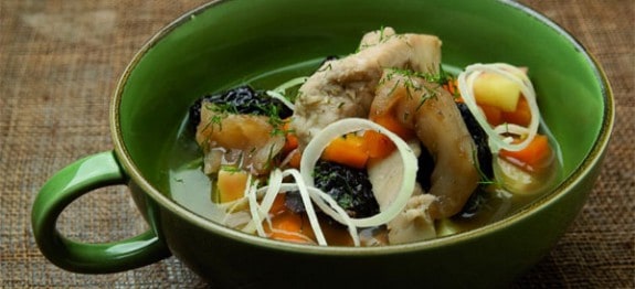 Hamburger Aalsuppe mit Räucheraal auf moderne Art Rezept