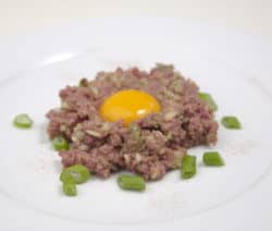 tatarfleisch-angemacht