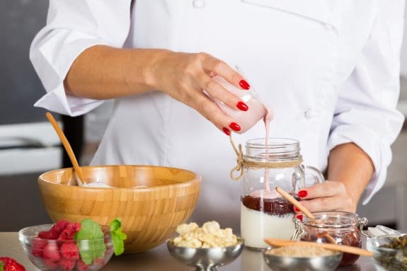 Beeren-Vanille-Cup Schichtdessert