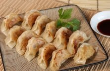 Gyoza: Traditionelle japanische Dumplings