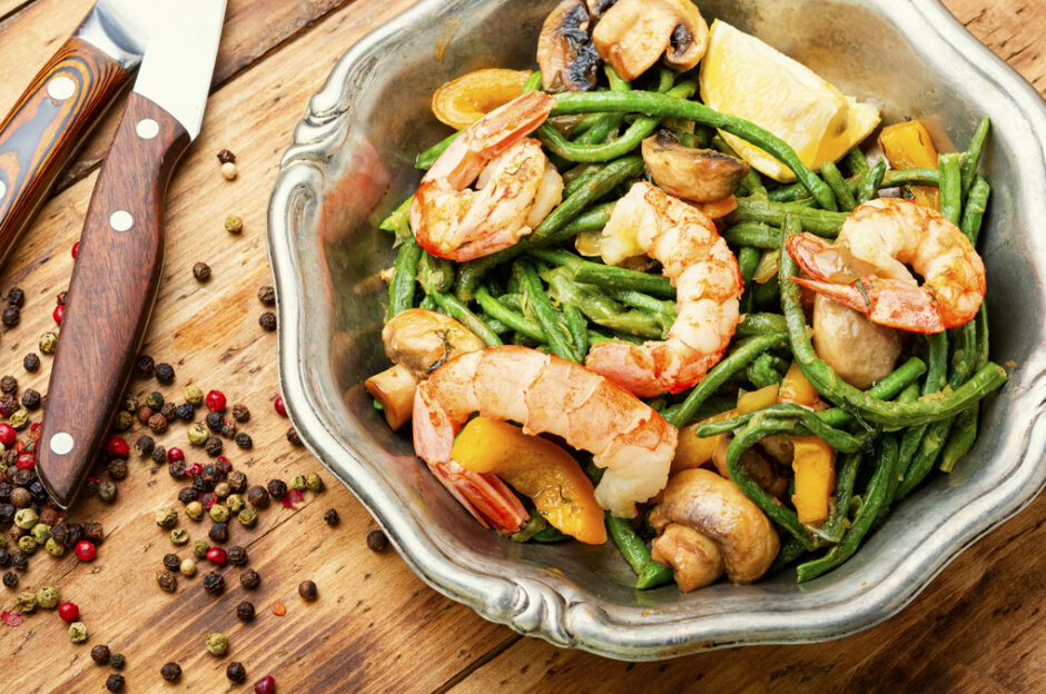 Bunter Spargelsalat mit Shrimps Rezept GekonntGekocht