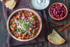 Schüssel mit Chili con Carne 