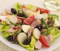 Nizza Salat Nicoise mit Thunfisch