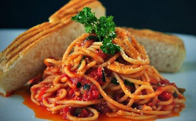 Pasta Spaghetti Bucatini all’amatriciana