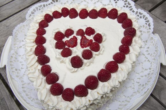 cake-114125_1920
