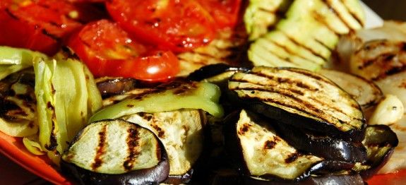 Gegrilltes Gemüse mit Schafskäse Rezept