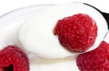 WeihnachtlichesTrifle mit Spekulatius und Himbeeren