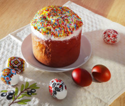 Klassisches russisches Osterbrot „Kulitsch“