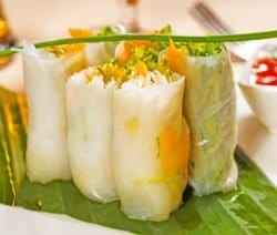 Leckere vietnamesische Sommerrollen vegetarisch